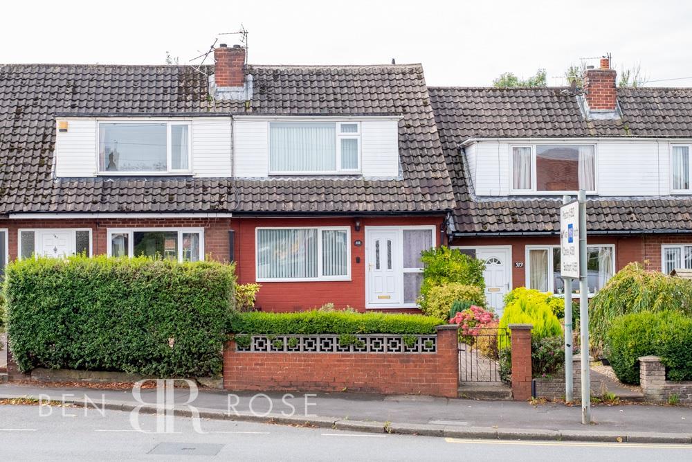 Golden Hill Lane, Leyland 2 bed terraced house for sale £150,000