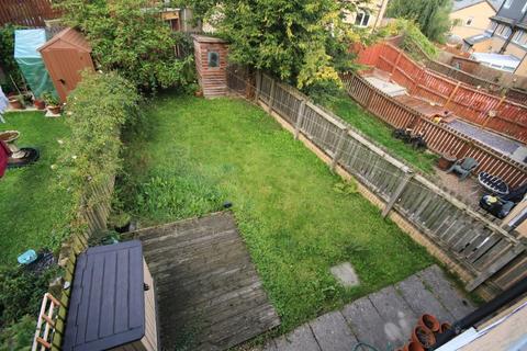 11 Billing View, Bradford, BD10 9BW