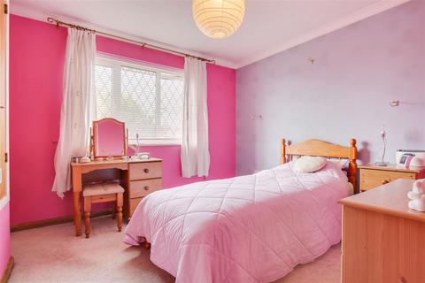 33 Shearwater Close, Stevenage, SG2 9RY