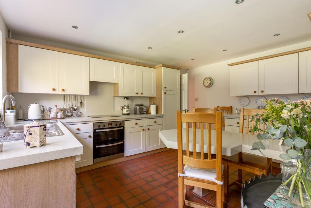 8 Silver Birches-11.jpg