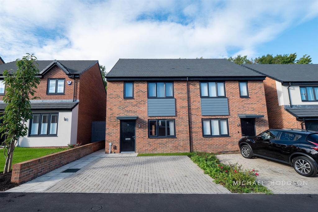 Chamomile Lane, Potters Hill, Sunderland 3 bed semidetached house £