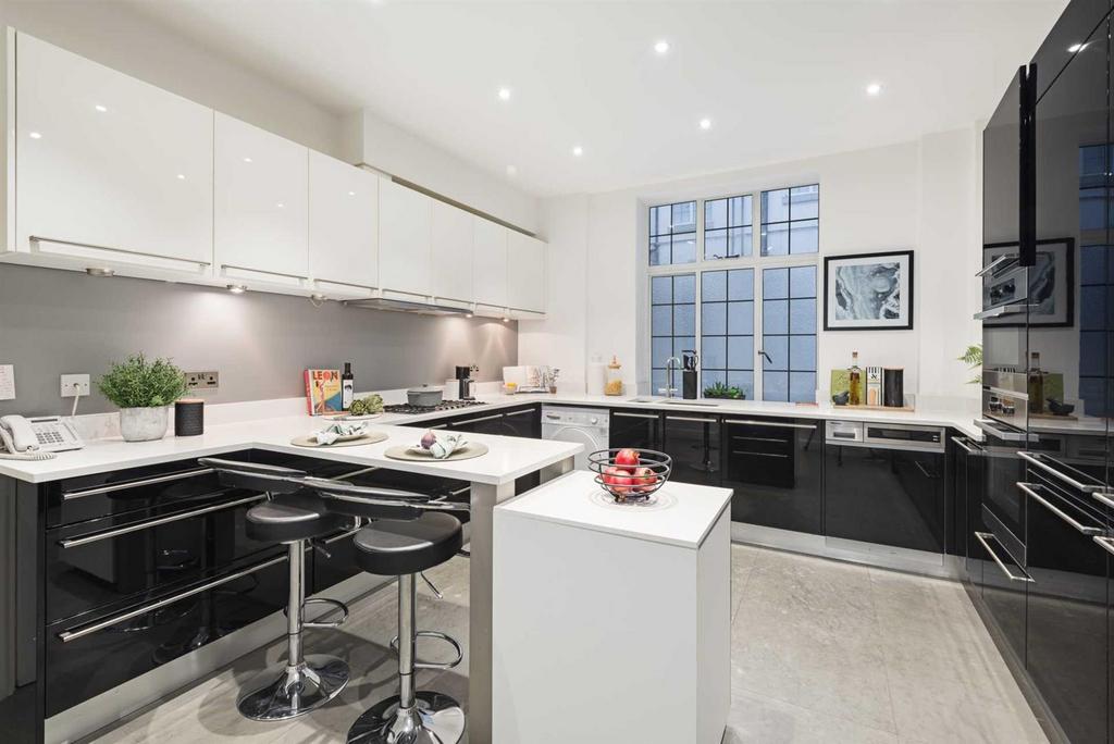 BRYANSTON kitchen.jpg