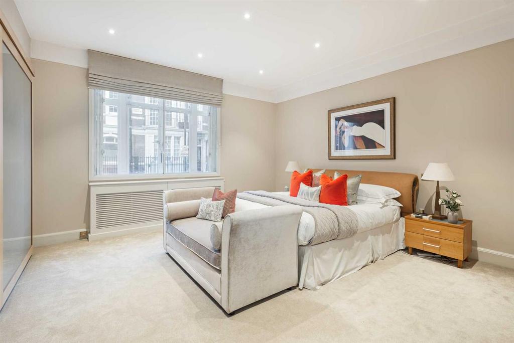 BRYANSTON BEDROOM 2.jpg