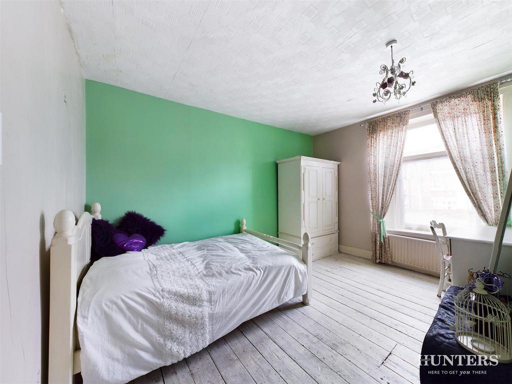 CAM00893 P1-PR0095-STILL14.jpg