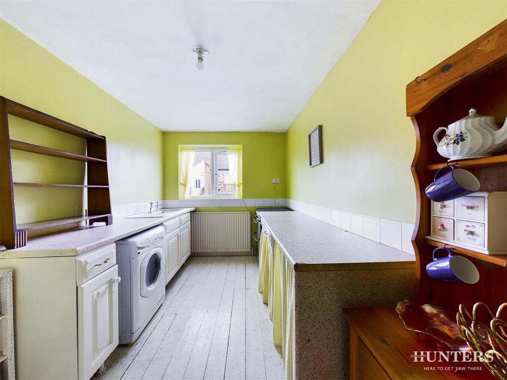 CAM00893 P1-PR0095-STILL12.jpg