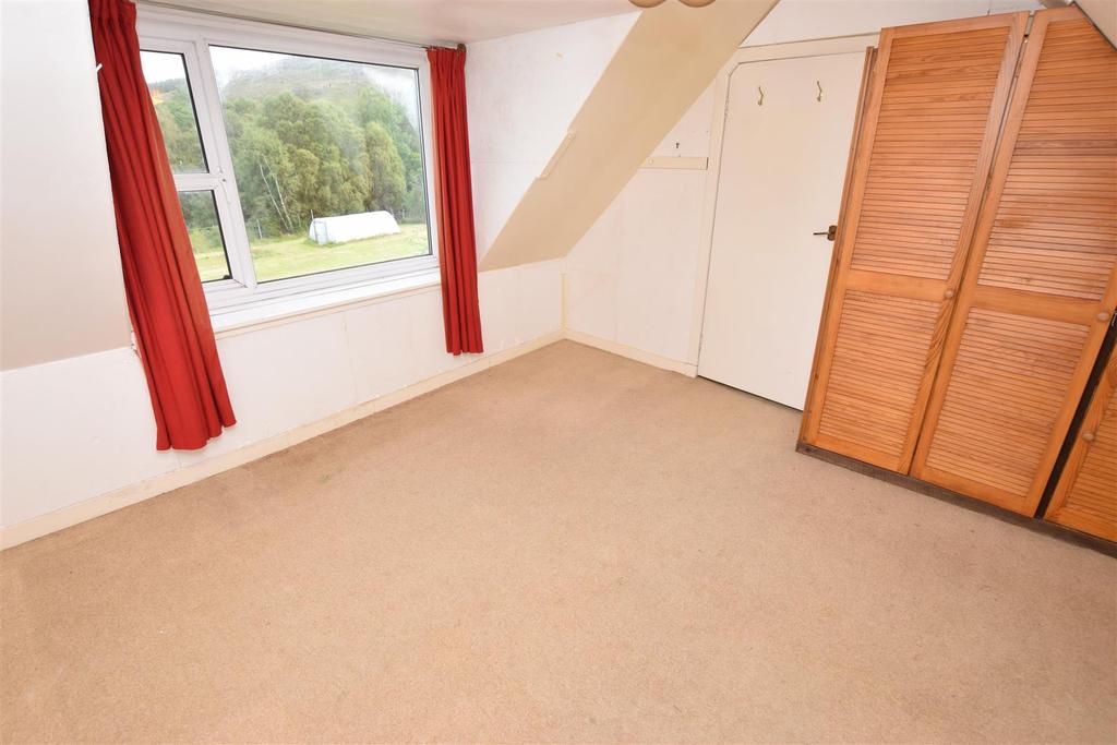 Bedroom one.jpg
