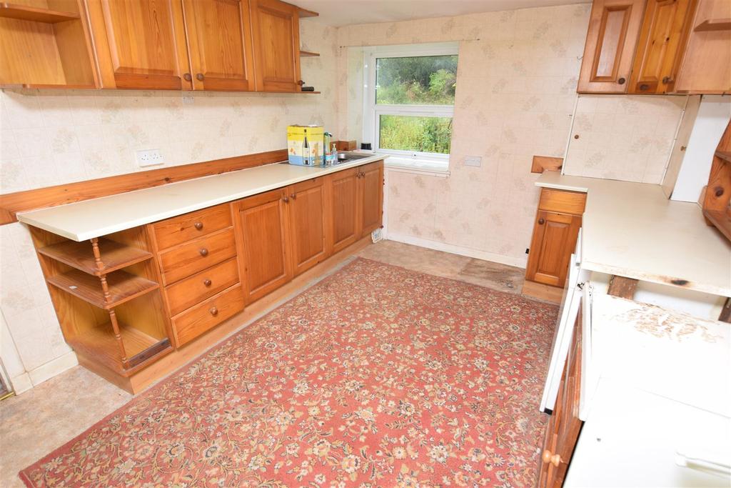 Kitchen1.jpg