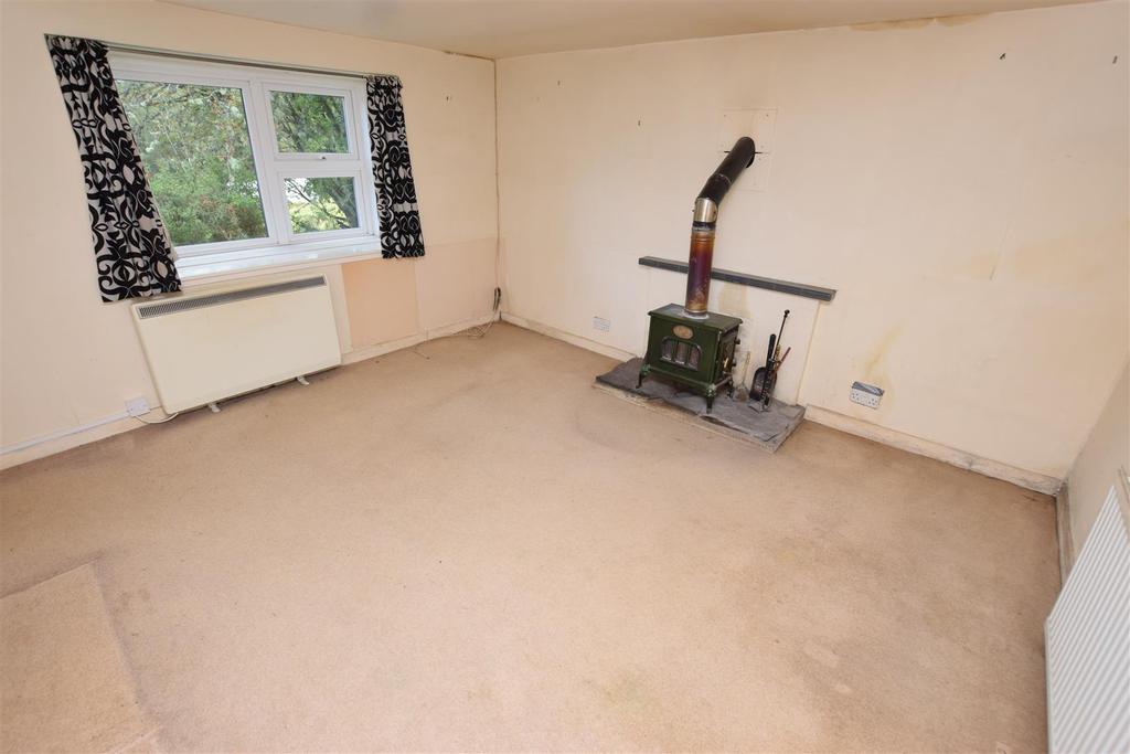 Lounge 2.jpg