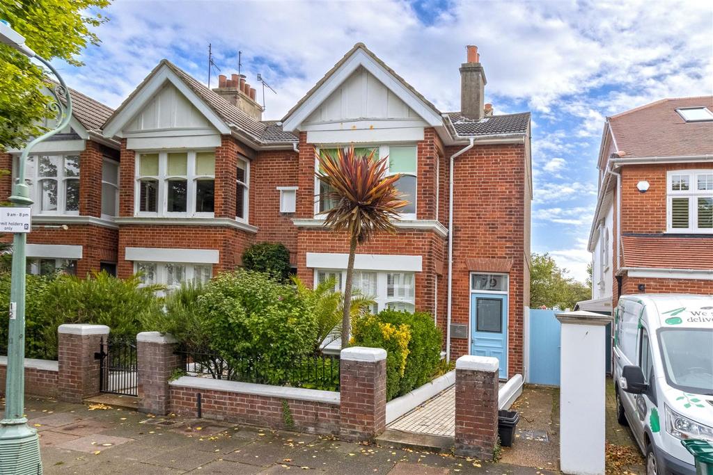 Carlisle Road, Hove 4 bed £1,000,000