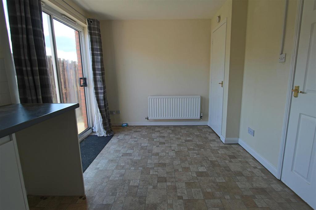 4. Dining Area.JPG