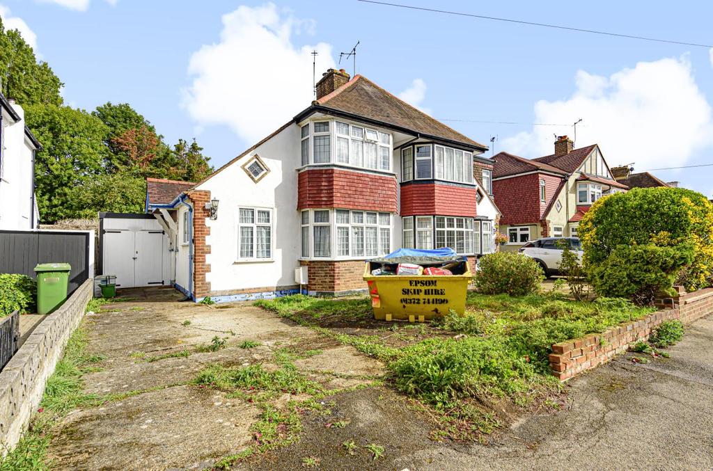 Briarwood Road, Epsom 3 bed semidetached house for sale £600,000