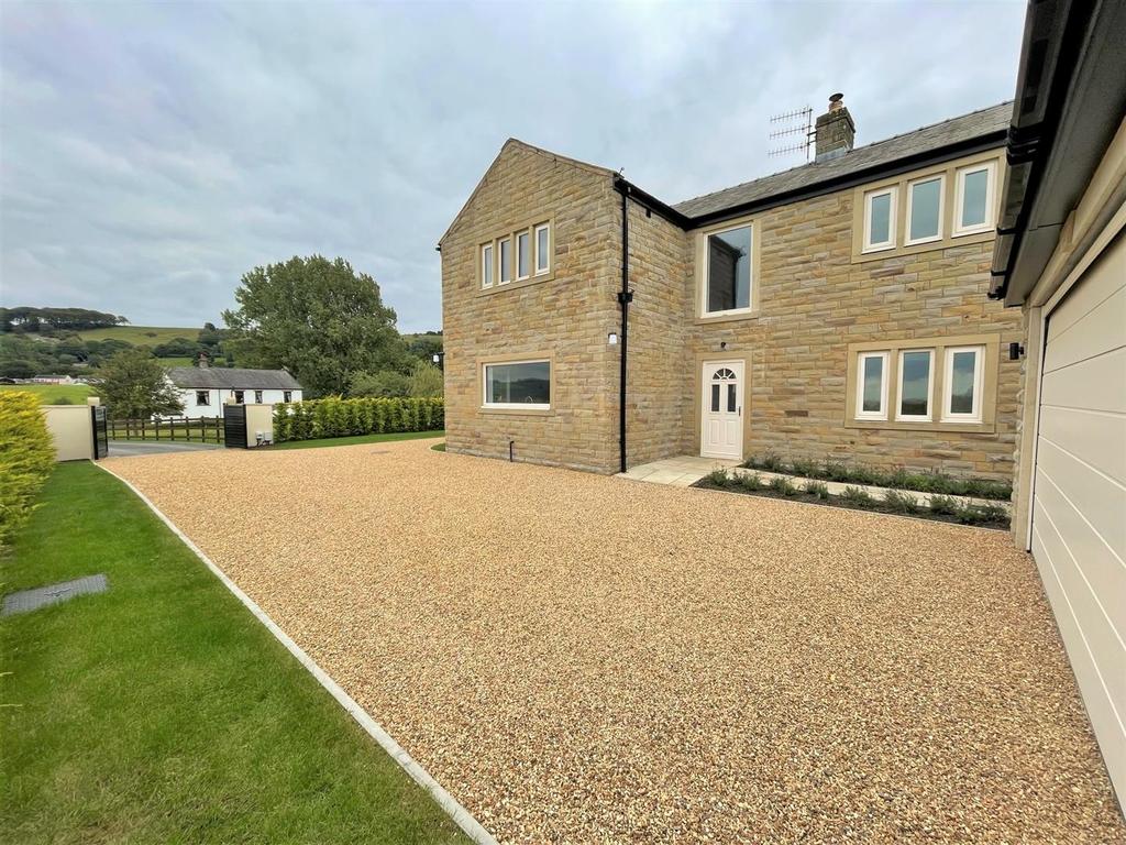 Whalley Road, Billington, Ribble Valley 4 bed detached house for sale