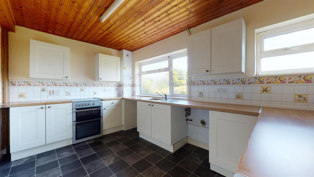 Greenlands Road, Peasedown St. John, Bath 3 bed semidetached house to