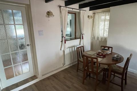 6 Mount Pleasant, St Blazey, Par, PL24 2NP