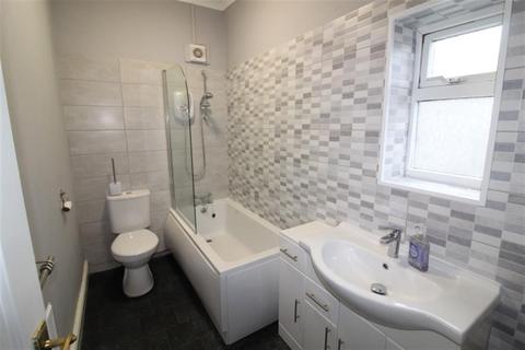 2 bedroom end of terrace house to rent - Nora Place, Bramley, LS13 3JE