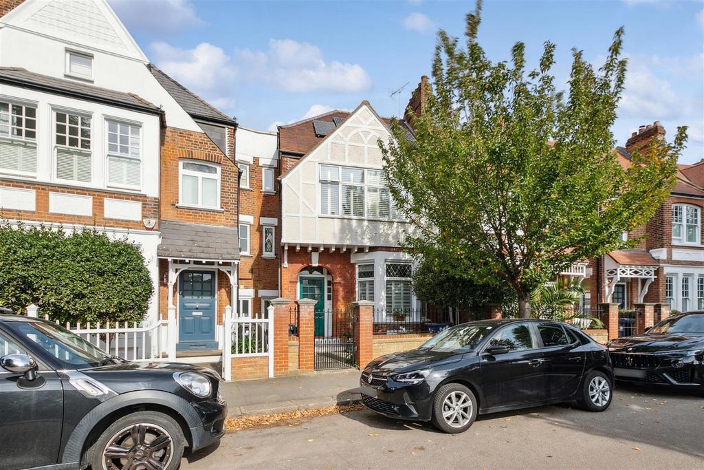 Fairlawn Grove, London, W4 4 bed terraced house for sale £1,650,000