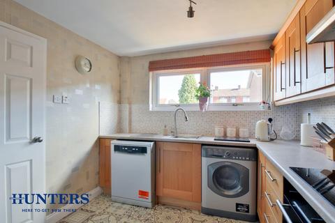 17 Cheviot Close, Middleton, Manchester, M24 2FY