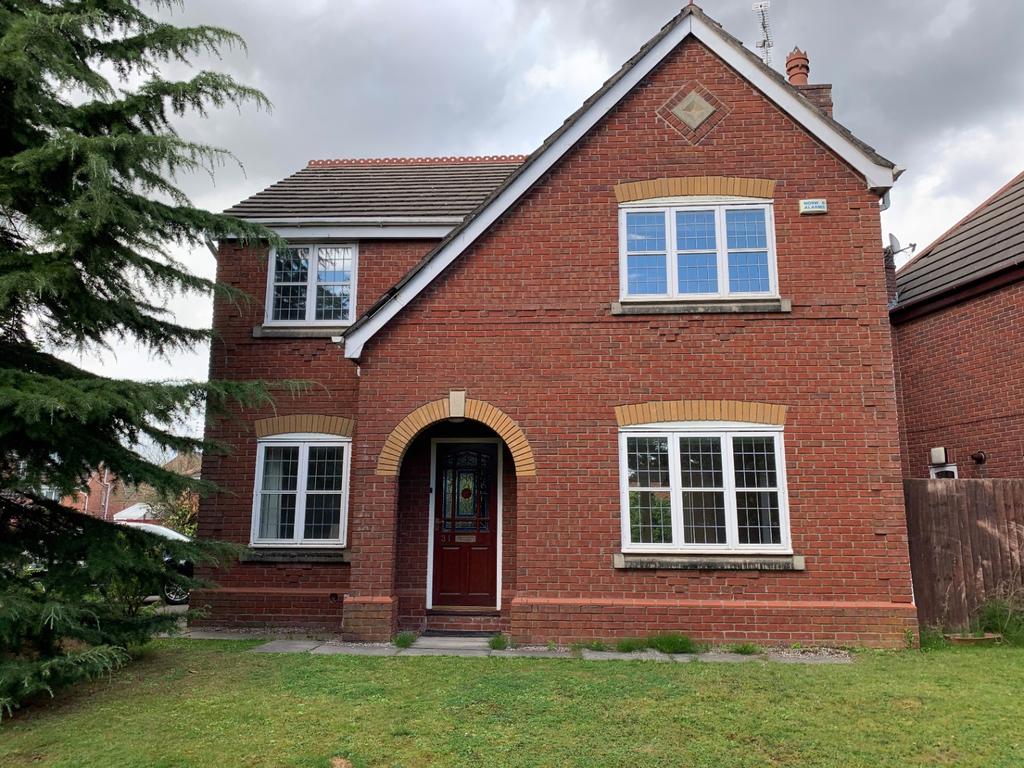 Blenheim Drive,Prescot,L34 1PN 4 bed detached house £1,100 pcm (£254 pw)