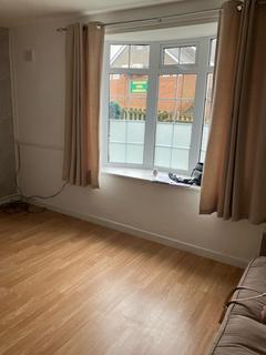 3 bedroom terraced house to rent, Wood View, Co Durham