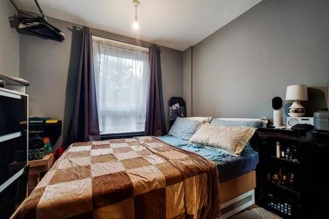 Flat 17, Laird House Redcar Street, London, SE5 0LS