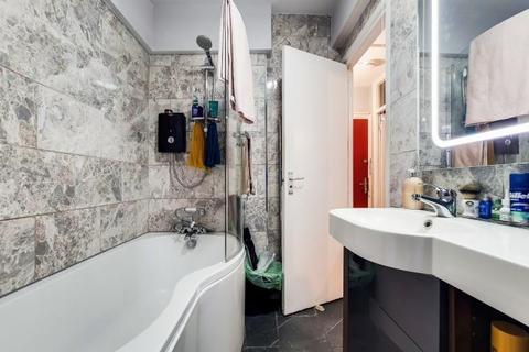 Flat 17, Laird House Redcar Street, London, SE5 0LS