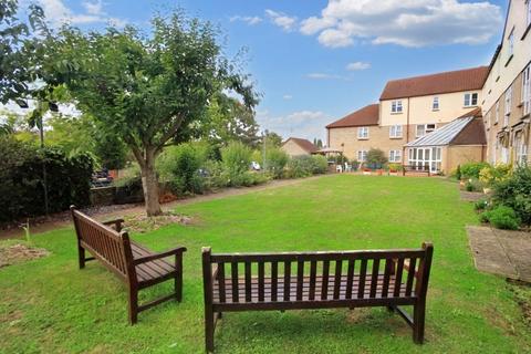 1 bedroom apartment for sale, Sycamore Court, Stilemans, Wickford, SS11