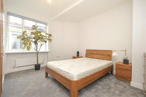 1 bedroom flat to rent, Warren Court, Euston Road, Fitzrovia, London, NW1