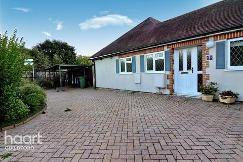 1 Douglas Close, Jacobs Well, Guildford, GU4 7PB