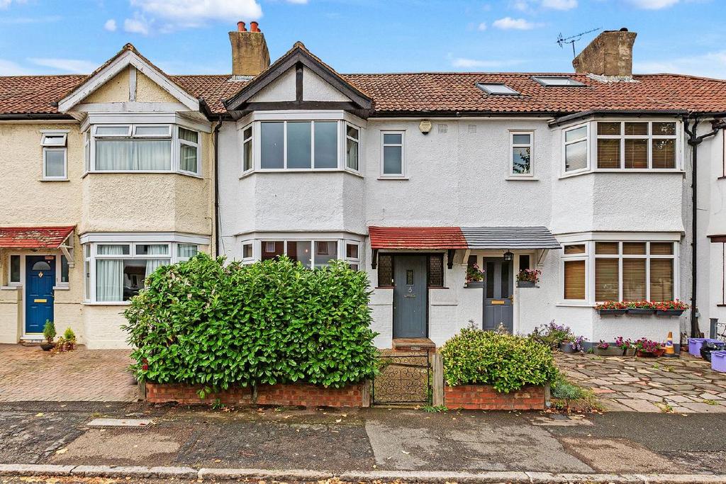 Phyllis Avenue, New Malden 3 bed terraced house £650,000