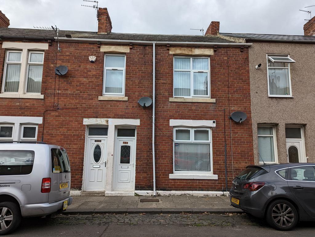 St. Pauls Road, Jarrow, Tyne and Wear, NE32 3AS 2 bed ground floor flat