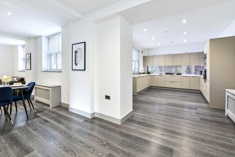 3 bedroom apartment to rent, Strutton Ground, Victoria, SW1P