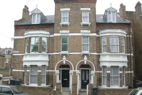 3 bedroom flat to rent - Arlingford Road, London SW2