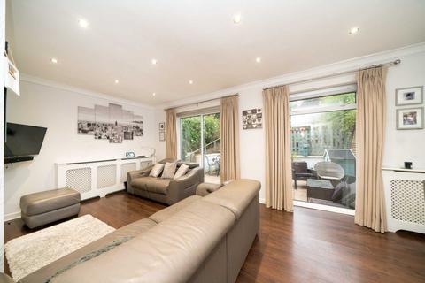 31 Jocketts Road, Hemel Hempstead, HP1 2JX