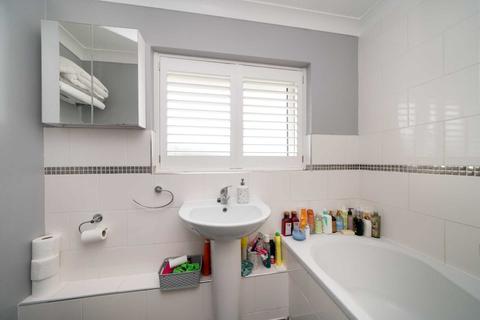 31 Jocketts Road, Hemel Hempstead, HP1 2JX