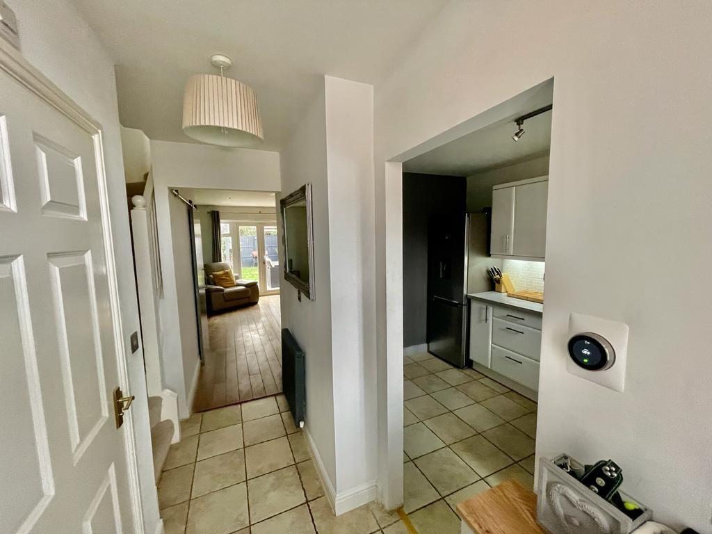 Walker Chase, Kesgrave IP5 3 bed terraced house for sale £325,000