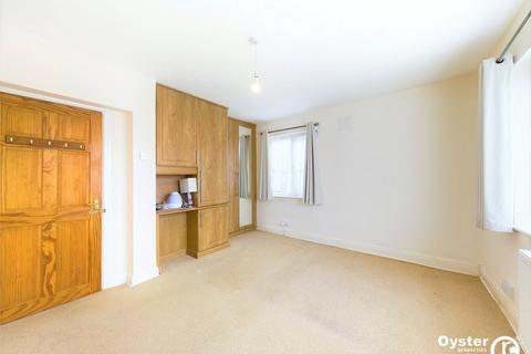 1, Northcote, 86 Rickmansworth Road, Pinner, HA5 3TW