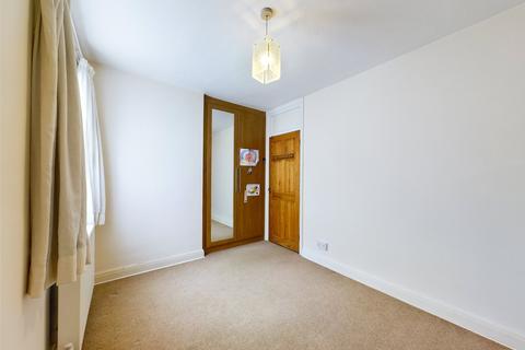 1, Northcote, 86 Rickmansworth Road, Pinner, HA5 3TW