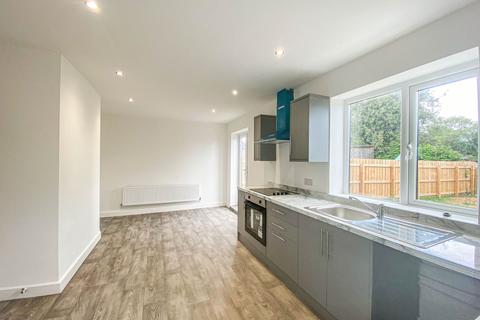 3 bedroom semi-detached house for sale - Riverside Avenue, Stakeford, Choppington, Northumberland, NE62 5PP