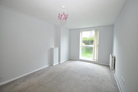 2 bedroom flat to rent - Outram Road Southsea PO5