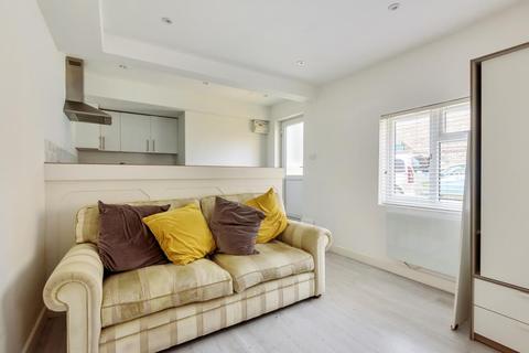1 bedroom flat for sale - Northwood,  Middlesex,  HA6