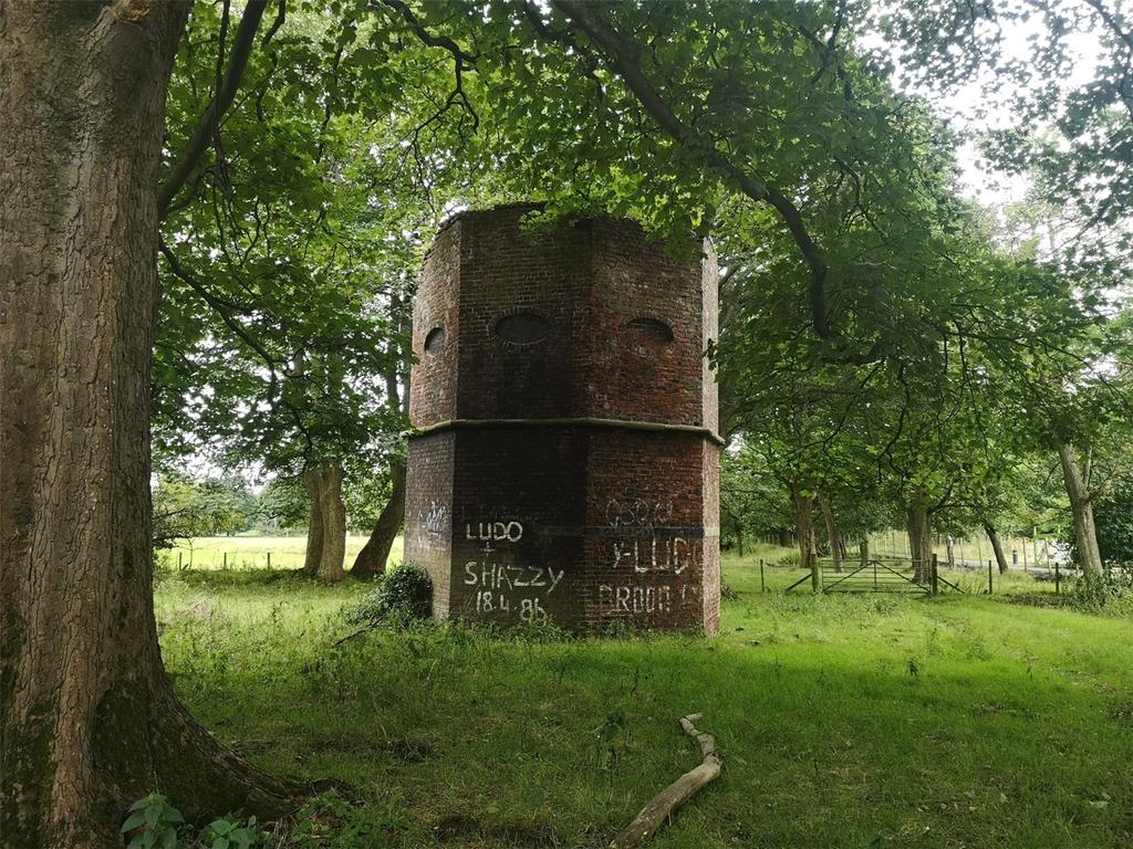 Carron House Doocot, Carronshore, Falkirk, FK2 Plot to rent £1 pcm (£