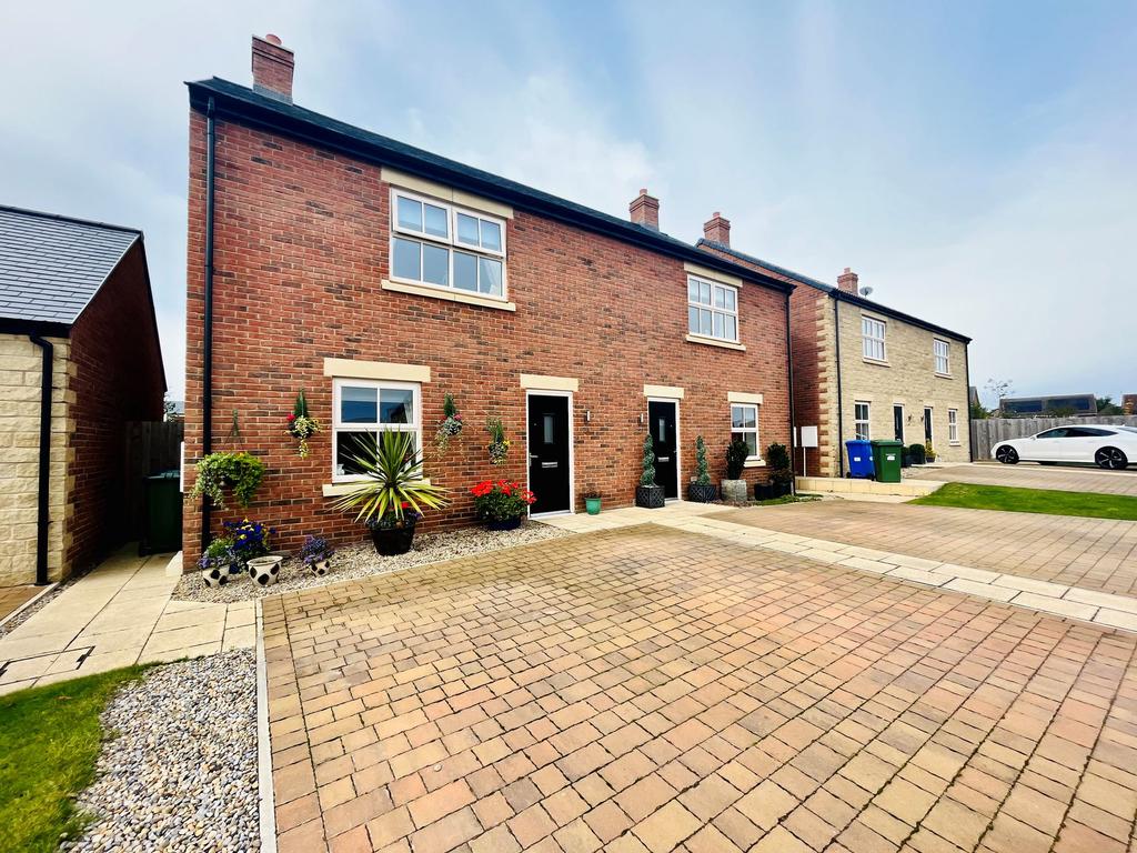Knights Road, Warkworth... 3 bed semidetached house £293,950