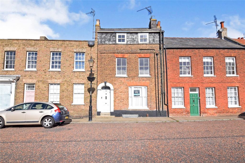 North Brink, Wisbech, Cambridgeshire, PE13 3 bed terraced house for