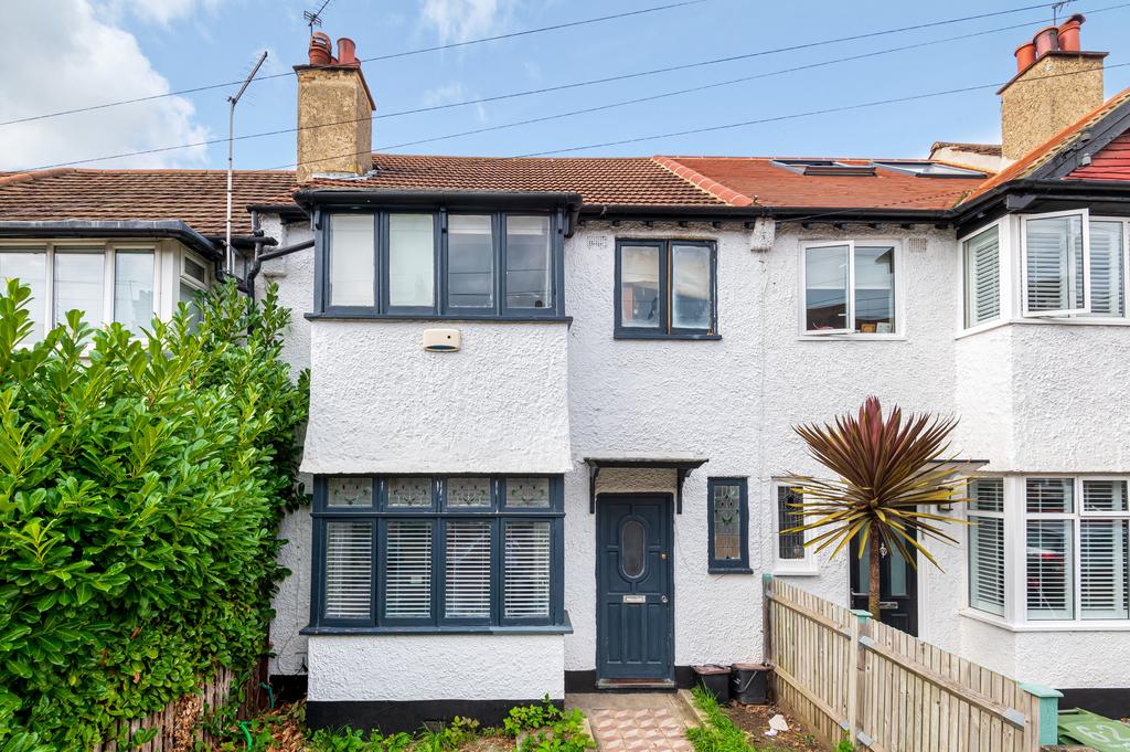 Glencairn Road, London SW16 3 bed terraced house for sale £625,000