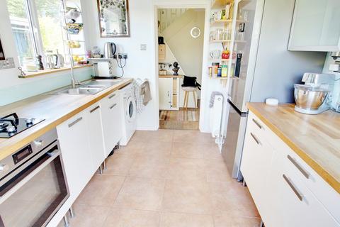 3 bedroom semi-detached house for sale, Malwood Road, Hythe