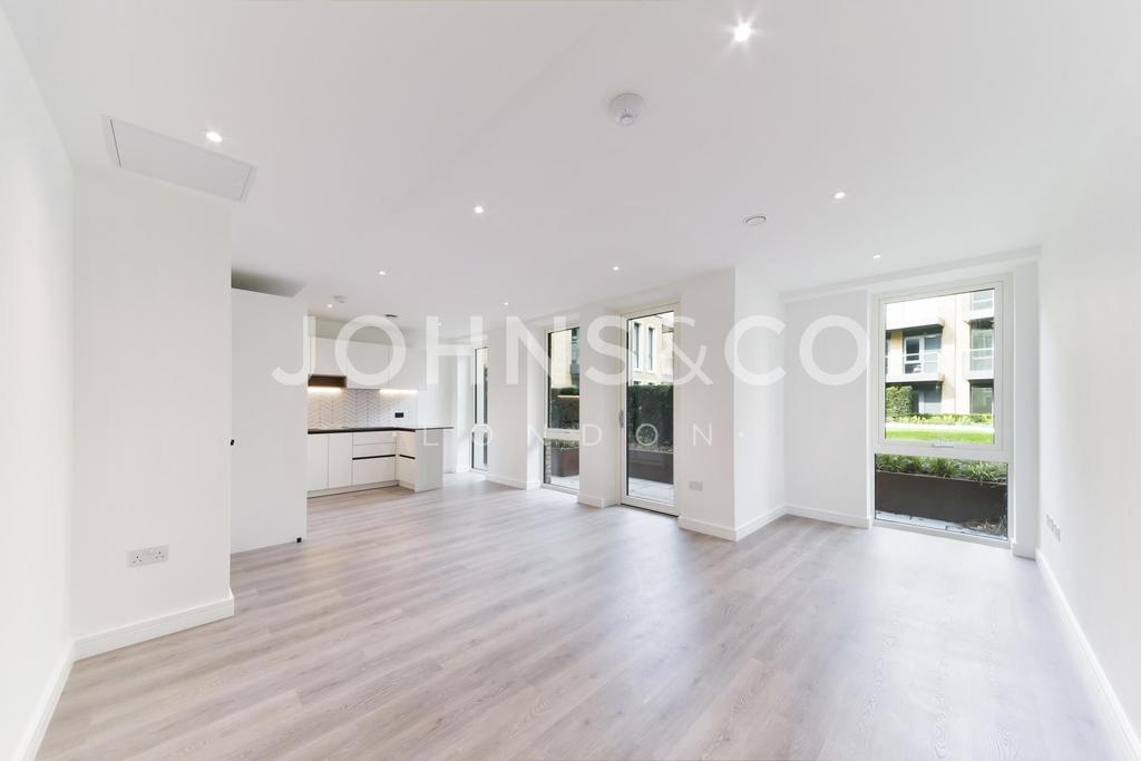 Bedingfield House, Sovereign Court... 2 bed apartment £2,999 pcm (£