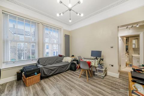 1 bedroom flat to rent, Cleve Road, South Hampstead NW6