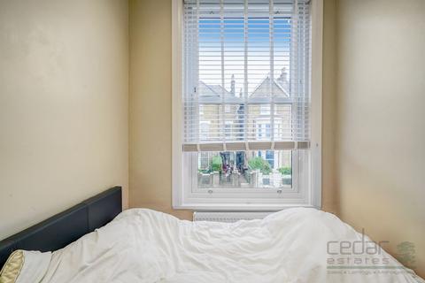 1 bedroom flat to rent, Cleve Road, South Hampstead NW6