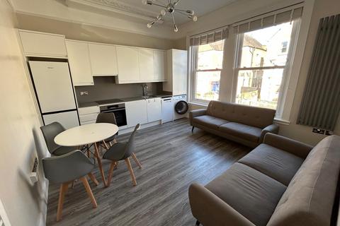 1 bedroom flat to rent, Cleve Road, South Hampstead NW6