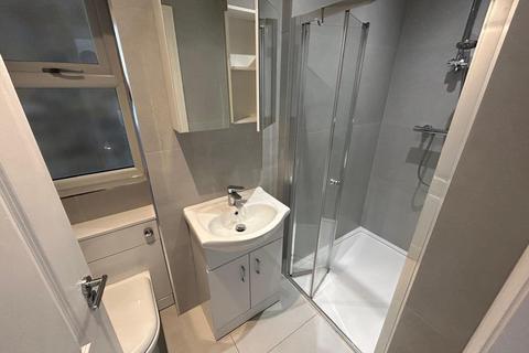 1 bedroom flat to rent, Cleve Road, South Hampstead NW6